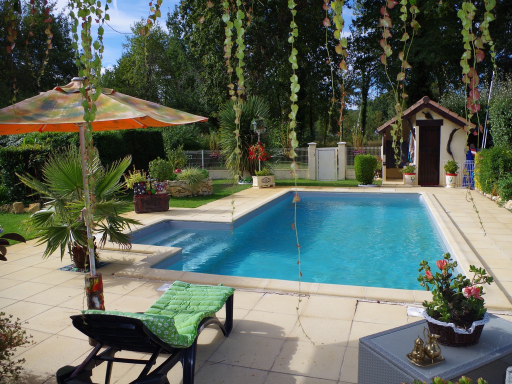 Maison 147m², 4 chambres sur 960m² avec piscine sur CESTAS PIERROTON